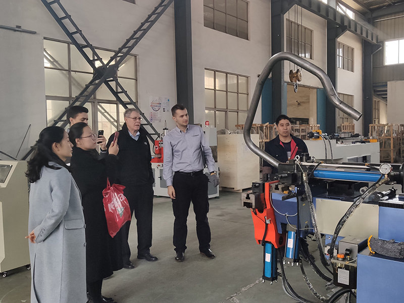 Cooperation with foreign customers 21