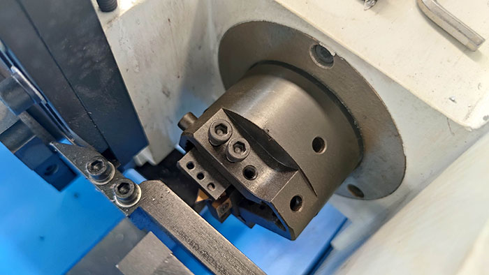 DOUBLE HEAD TUBE/BAR CHAMFERING MACHINE(LENGTHEN MATERIAL TYPE)插图