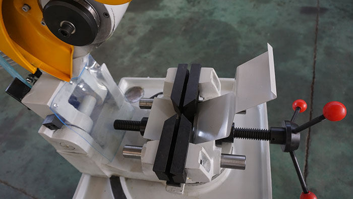 MANUAL CONTROL TUBE CUTTING MACHINE插图3