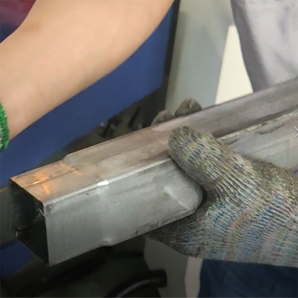 Rectangular square pipe end forming