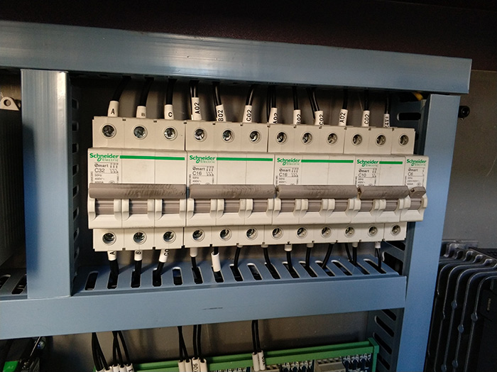 DOUBLE CYLINDER TUBE HOLE PUNCHING MACHINE插图3