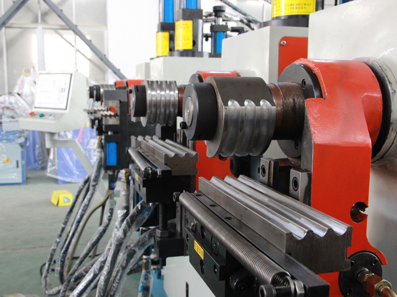 SW38 Four-Head Pipe Bending Machine (with Reducing Function)插图3