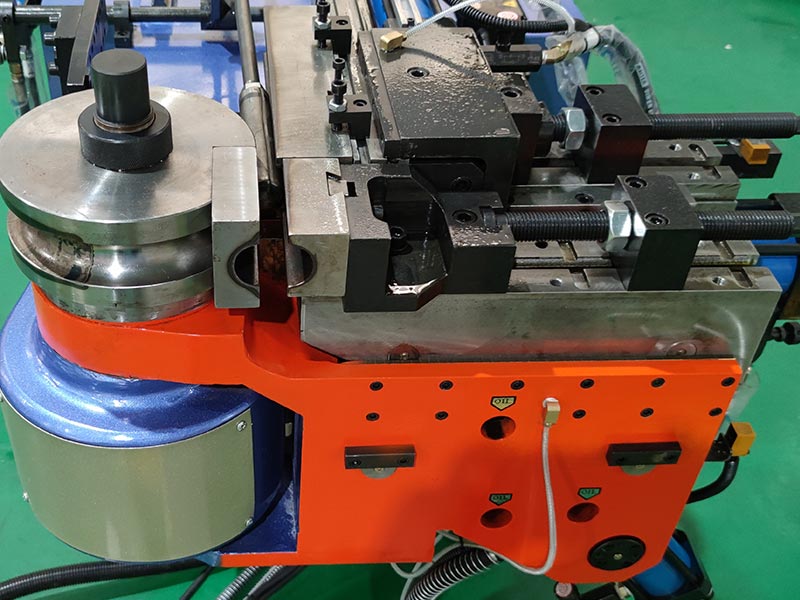 DW50CNC3A1S 3-Axis CNC Servo Pipe Bender for Metal Tubes插图