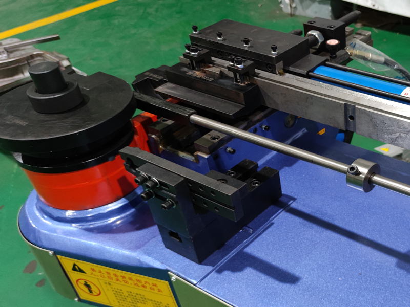 DW63NC1A Pipe Bending Machine插图3