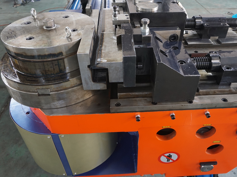 DW168NC Semi-Automatic Pipe Bending Machine插图2