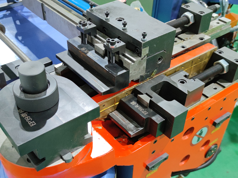 DW50NC1A Pipe Bending Machine插图5