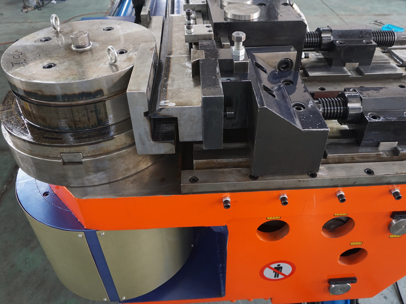 DW114NC Semi-Automatic Pipe Bender插图2
