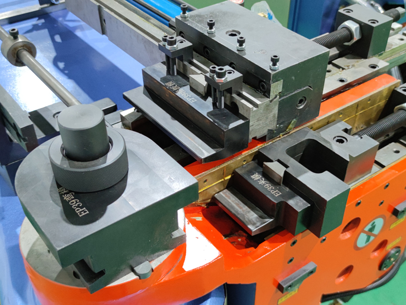 DW63NC1A Pipe Bending Machine插图5