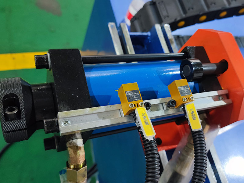 DW50CNC2A1S CNC Servo Pipe Bending Machine for Square & Round Tubes插图