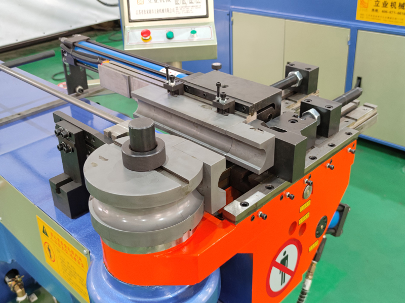 DW63NC Hydraulic Pipe Bending Machine插图4