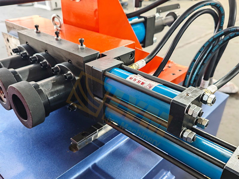SG40 Three-Station Tube Shrinking Machine插图