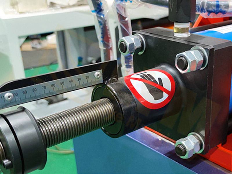 SG40 Dual-Station Tube Shrinking Machine插图2